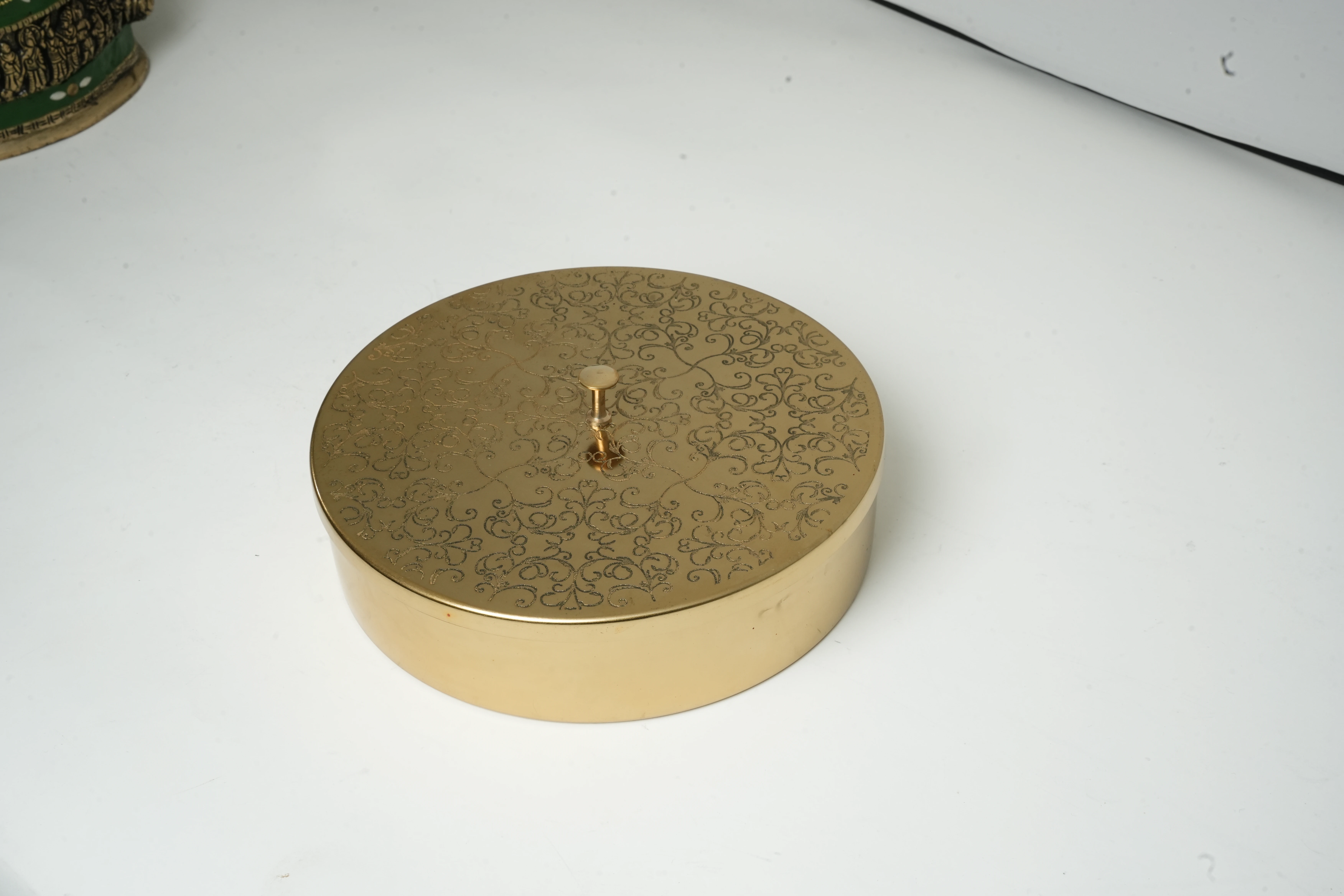 Decorative Multi-Compartment Dry Fruit Storage